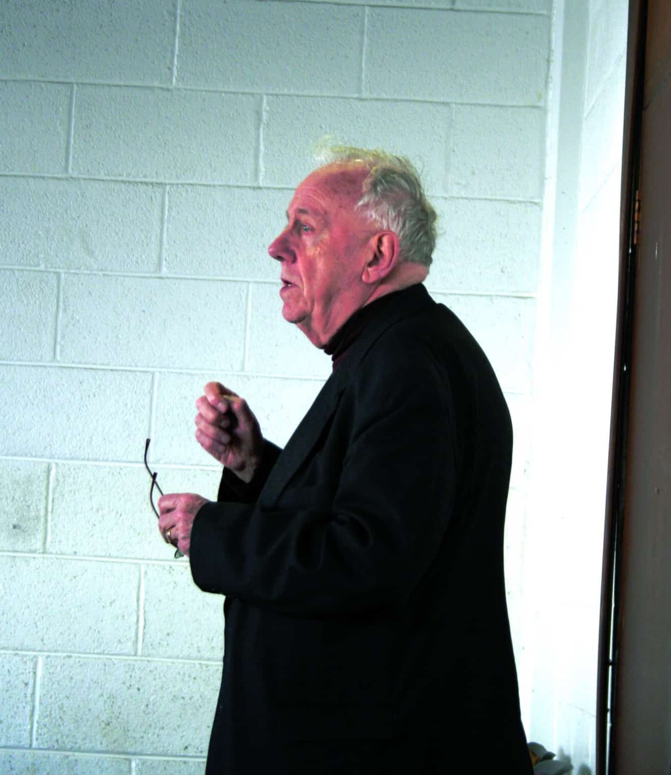 Alasdair MacIntyre un philosophe dans les ruines de la morale L