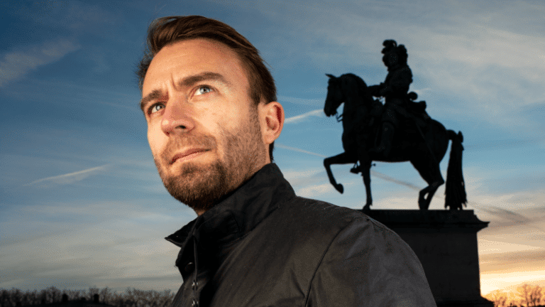 Laurent Obertone… sort la sulfateuse