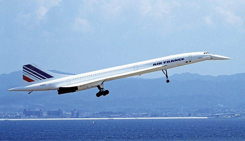 Concorde_1_94-9-5_kix_(cropped)