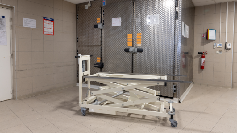 Ceux qui embaument nos morts