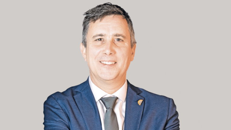 Jean-Baptiste Leon… sort la sulfateuse