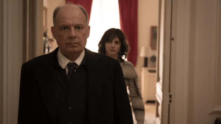 « Mitterrand confidentiel » ou l&rsquo; hagiographie confuse