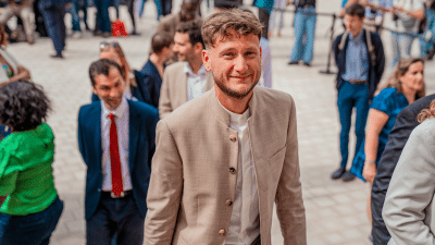 De la rue à l’Assemblée : la Jeune garde, LFI et les liaisons dangereuses