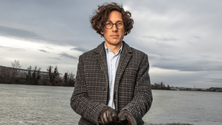 Carte noire pour Maximilien Friche : Ingérable, je suis